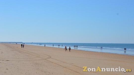 VERANO  ALQUILO PISO EN  PLAYA DE MAZAGON HUELVA